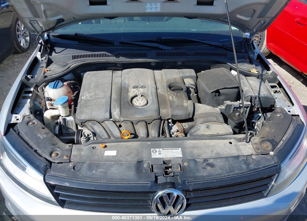 2012 VOLKSWAGEN JETTA 2.5L SE VIN: 3VWDX7AJ1CM307348