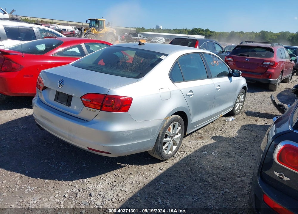 2012 VOLKSWAGEN JETTA 2.5L SE VIN: 3VWDX7AJ1CM307348