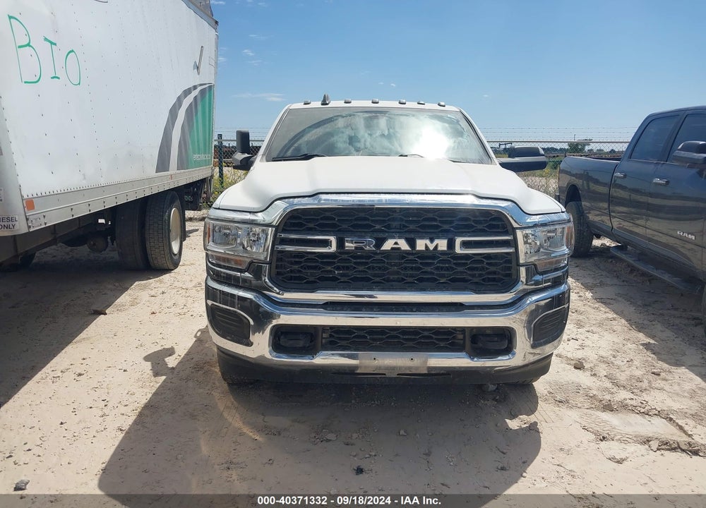 2021 RAM 3500 TRADESMAN  4X4 8' BOX VIN: 3C63RRGL6MG688845
