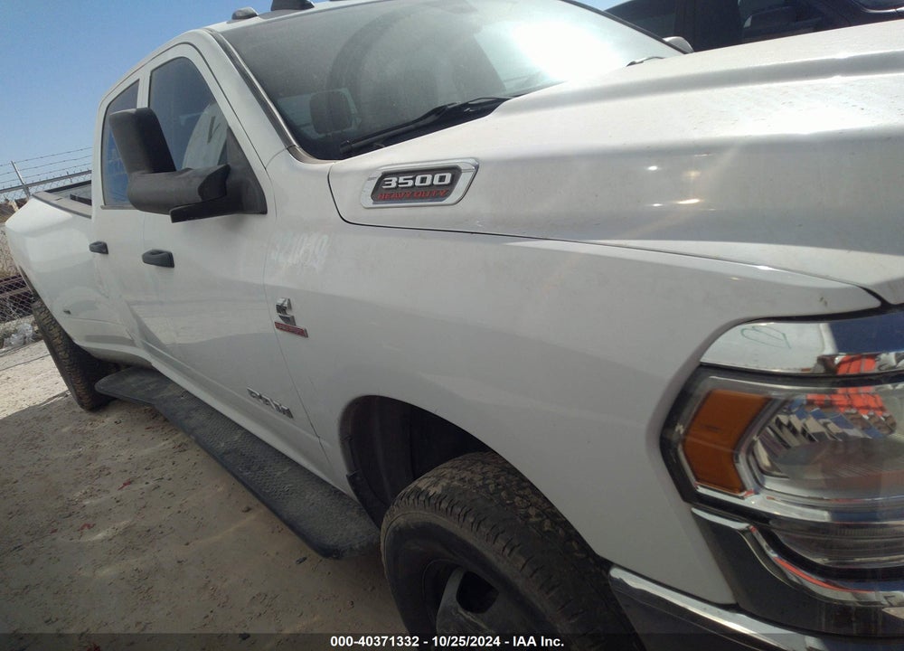 2021 RAM 3500 TRADESMAN  4X4 8' BOX VIN: 3C63RRGL6MG688845