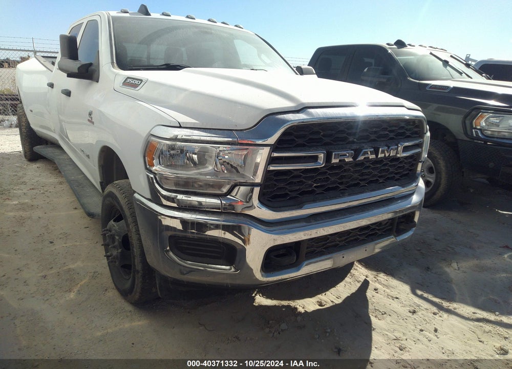 2021 RAM 3500 TRADESMAN  4X4 8' BOX VIN: 3C63RRGL6MG688845
