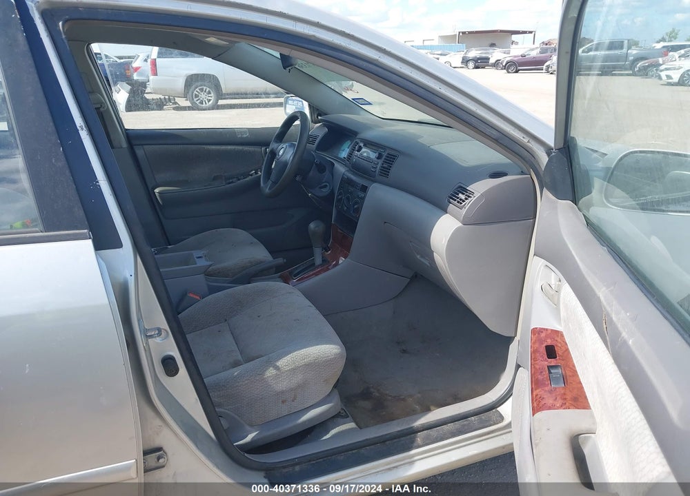 2003 TOYOTA COROLLA LE VIN: 1NXBR32E13Z094181