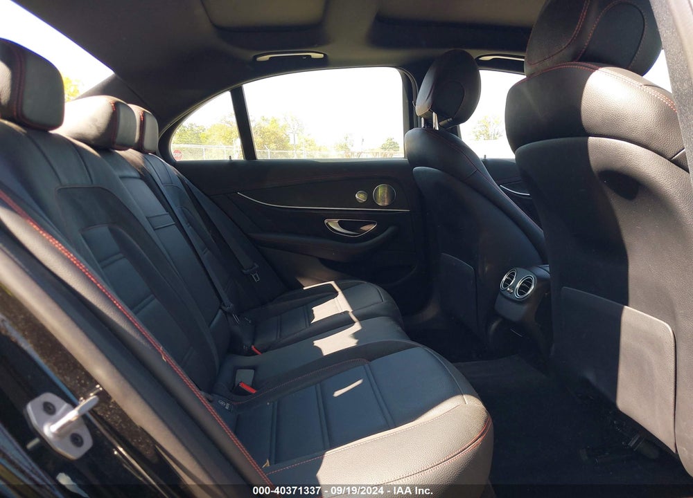 2019 MERCEDES-BENZ AMG E 53 4MATIC VIN: WDDZF6BB8KA590331