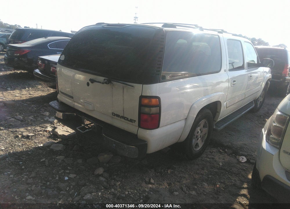 2005 CHEVROLET SUBURBAN 1500 LT VIN: 3GNEC16Z55G111078