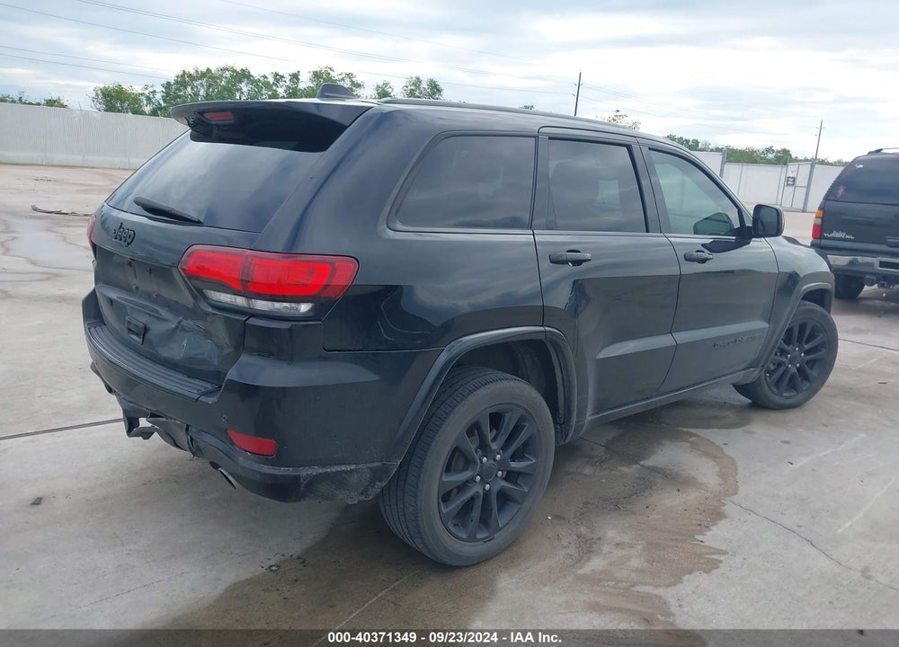 2017 JEEP GRAND CHEROKEE ALTITUDE 4X2 VIN: 1C4RJEAG8HC952915