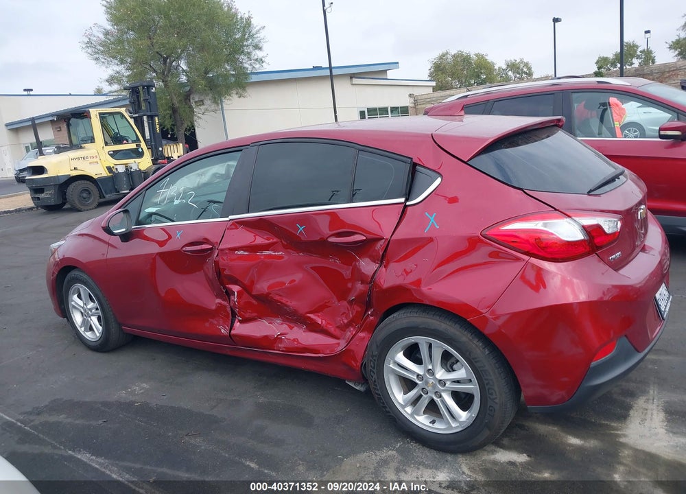 2018 CHEVROLET CRUZE LT AUTO VIN: 3G1BE6SM9JS524134