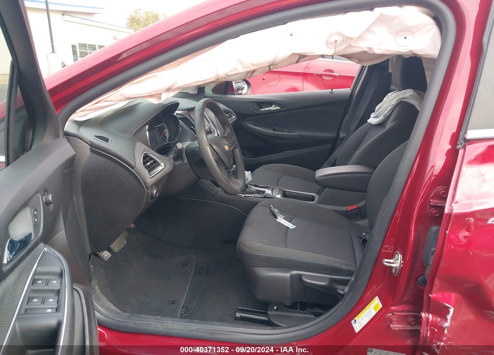 2018 CHEVROLET CRUZE LT AUTO VIN: 3G1BE6SM9JS524134