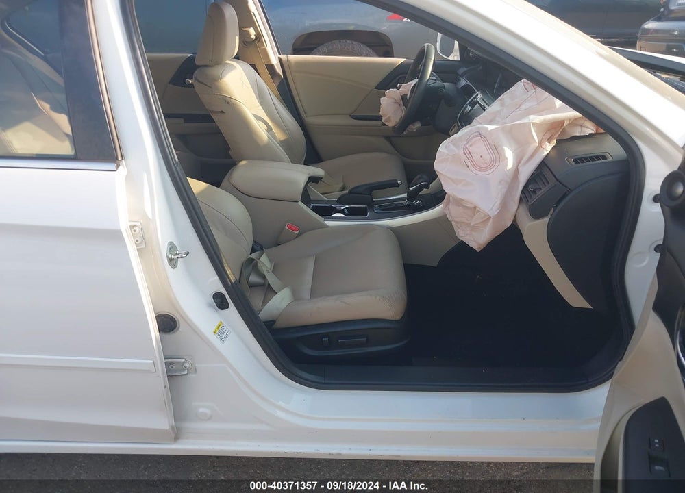 2015 HONDA ACCORD EX-L VIN: 1HGCR2F8XFA214073