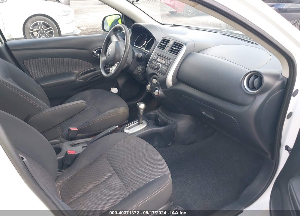 2014 NISSAN VERSA 1.6 SV VIN: 3N1CN7APXEL814611