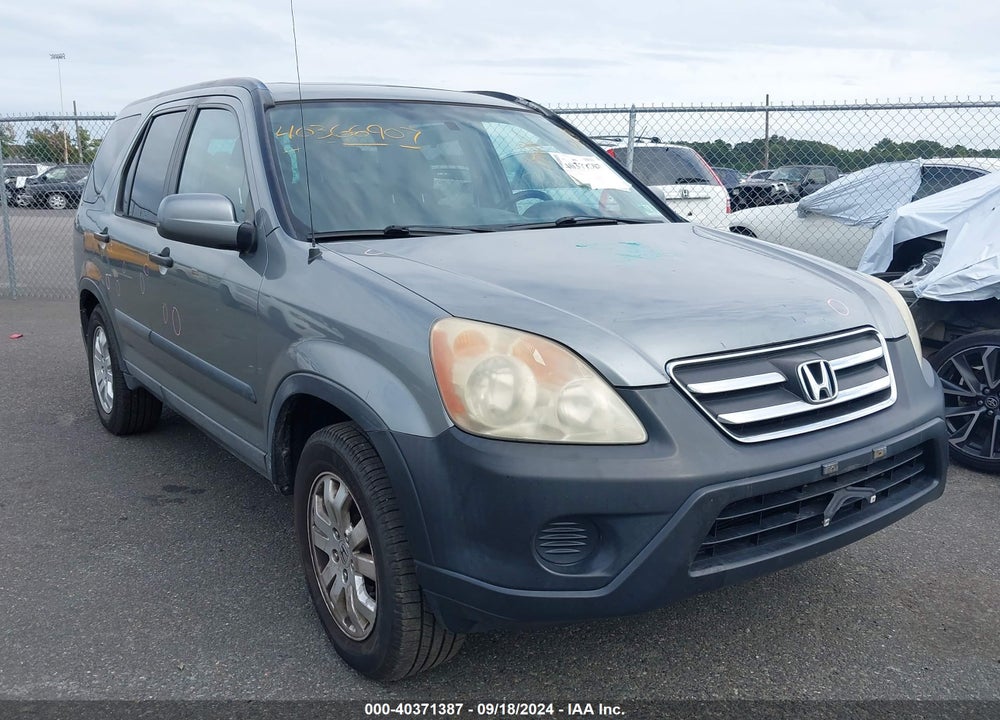 2005 HONDA CR-V EX VIN: SHSRD78805U347909