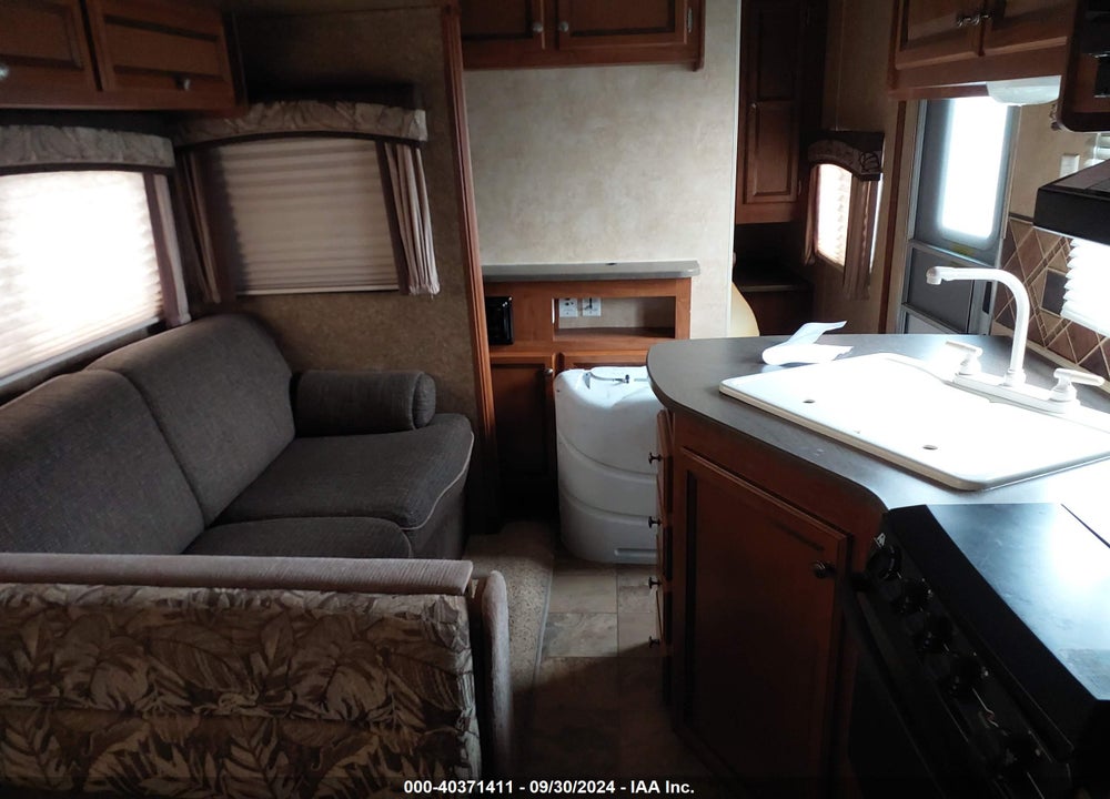 2012 JAYCO OTHER VIN: 1UJBJ0BS2C18R0181