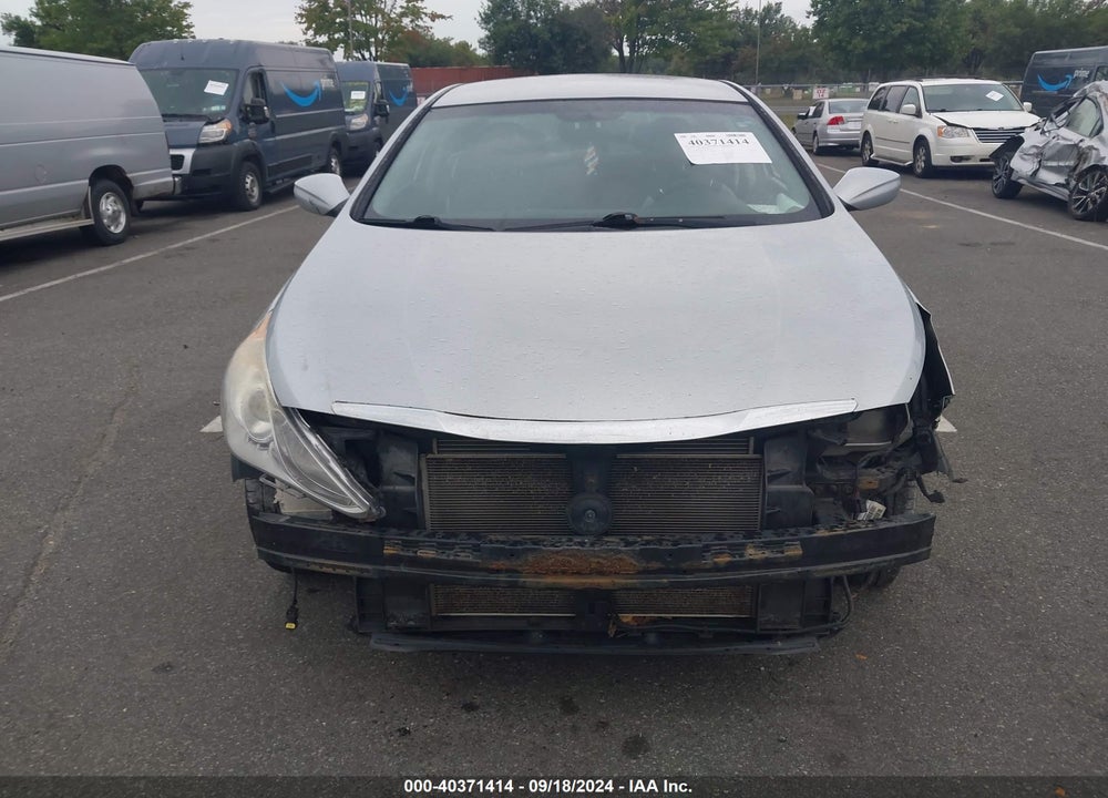 2011 HYUNDAI SONATA SE VIN: 5NPEC4AC9BH038085