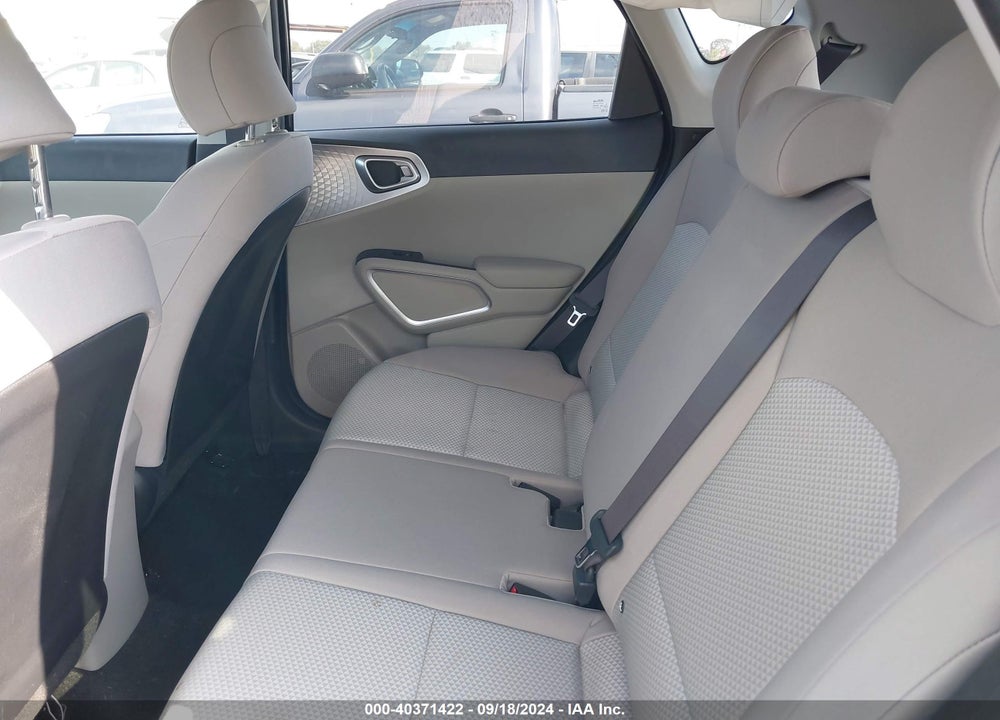 2020 KIA SOUL LX VIN: KNDJ23AU9L7123373