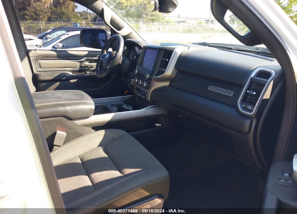 2019 RAM 1500 BIG HORN/LONE STAR 4X2 5'7 BOX VIN: 1C6RREFT1KN884202