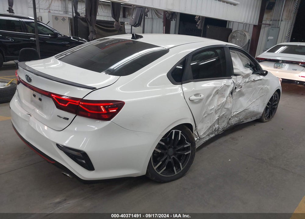 2020 KIA FORTE GT LINE VIN: 3KPF34AD6LE179375