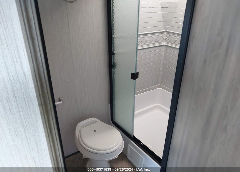 2022 FOREST RIVER PUT26RBSS VIN: 5ZT2PURB5N4012921