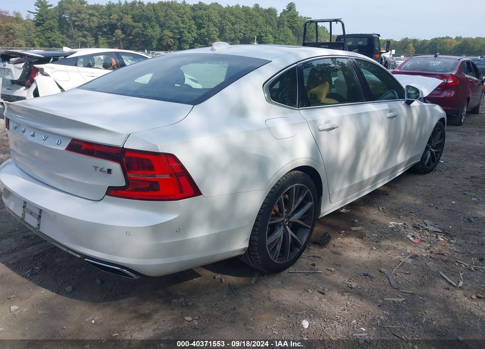 2019 VOLVO S90 VIN: LVYA22MKXKP110725