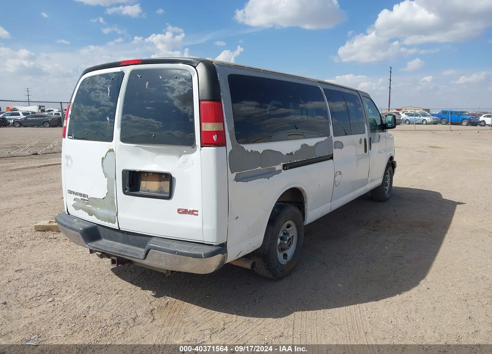 2008 GMC SAVANA LS VIN: 1GJHG39K381125609