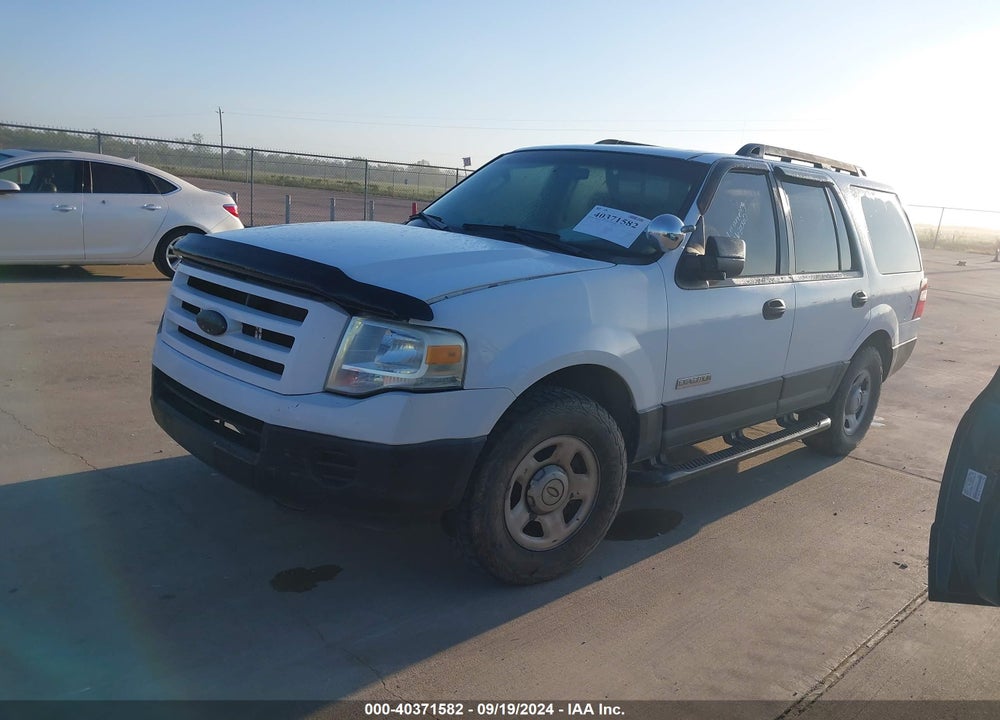 2007 FORD EXPEDITION XLT VIN: 1FMFU15557LA63060