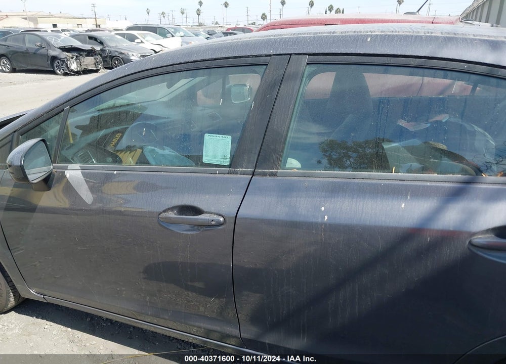 2015 HONDA CIVIC LX VIN: 2HGFB2F5XFH556860