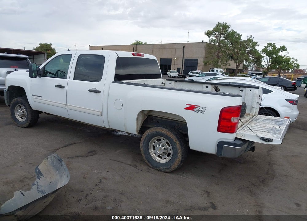 2009 CHEVROLET SILVERADO 2500HD LT VIN: 1GCHK53689F100514