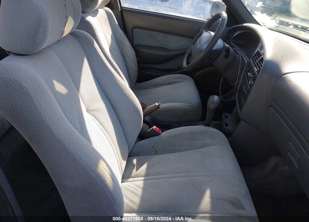 1994 TOYOTA CAMRY LE VIN: JT2SK12E1R0252122