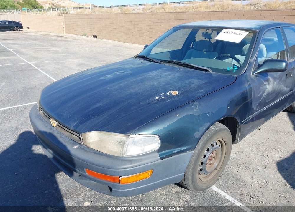 1994 TOYOTA CAMRY LE VIN: JT2SK12E1R0252122