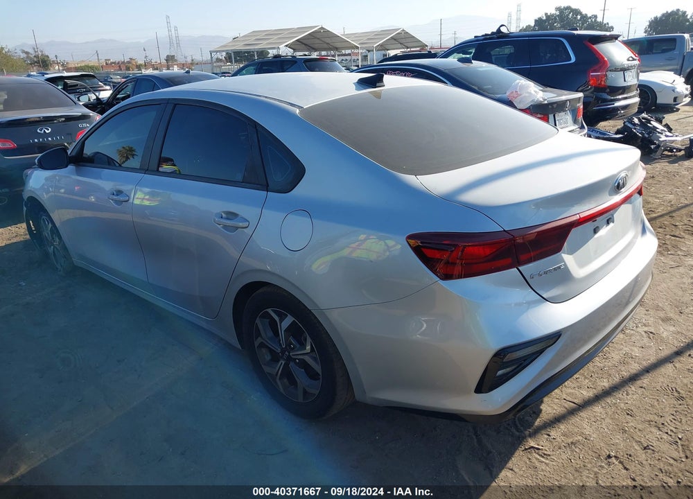 2021 KIA FORTE LXS VIN: 3KPF24ADXME336569