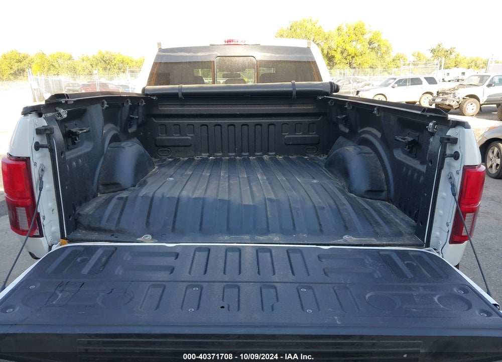 2020 FORD F-150 LARIAT VIN: 1FTFW1E45LFB79356