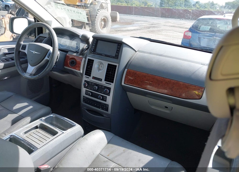 2008 CHRYSLER TOWN & COUNTRY TOURING VIN: 2A8HR54P88R803971