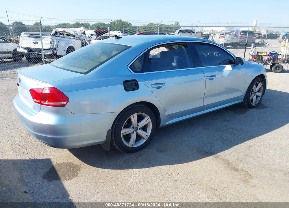 2013 VOLKSWAGEN PASSAT 2.0L TDI SE VIN: 1VWBN7A36DC007368