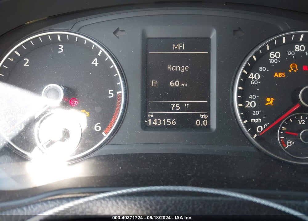 2013 VOLKSWAGEN PASSAT 2.0L TDI SE VIN: 1VWBN7A36DC007368