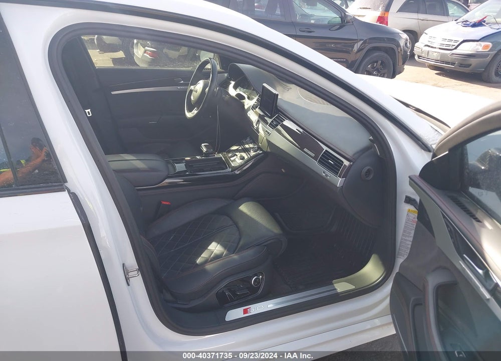 2016 AUDI S8 4.0T PLUS VIN: WUAJ5AFD9GN901034