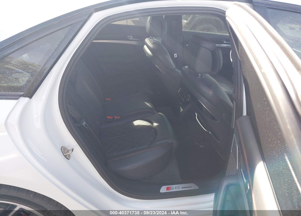 2016 AUDI S8 4.0T PLUS VIN: WUAJ5AFD9GN901034