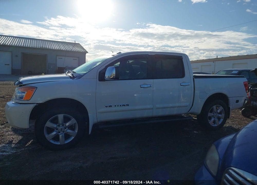 2011 NISSAN TITAN SL VIN: 1N6AA0EC7BN305163