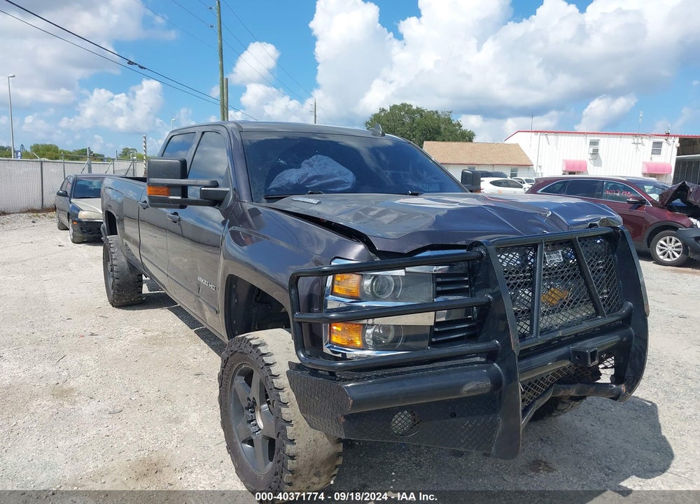 2015 CHEVROLET SILVERADO 2500HD LT VIN: 1GC1KVE81FF578849