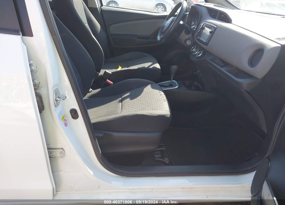 2015 TOYOTA YARIS L VIN: VNKKTUD36FA038337