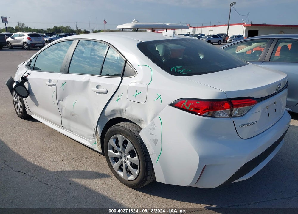 2022 TOYOTA COROLLA LE VIN: 5YFEPMAE7NP357434