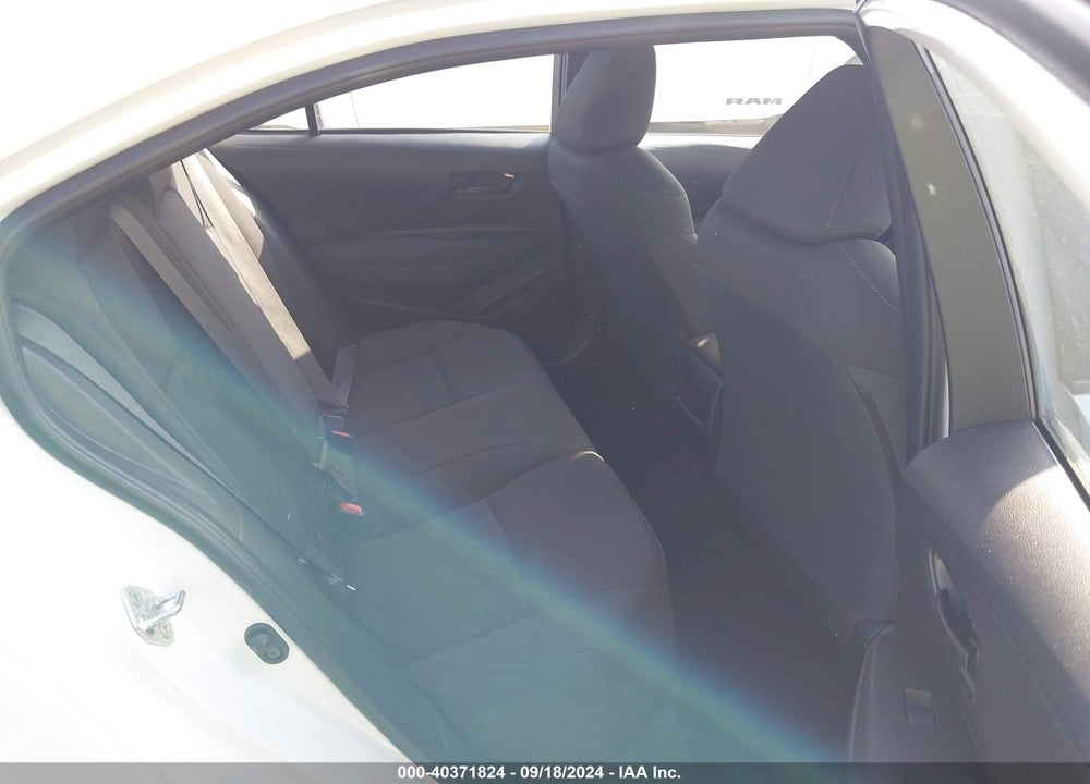 2022 TOYOTA COROLLA LE VIN: 5YFEPMAE7NP357434