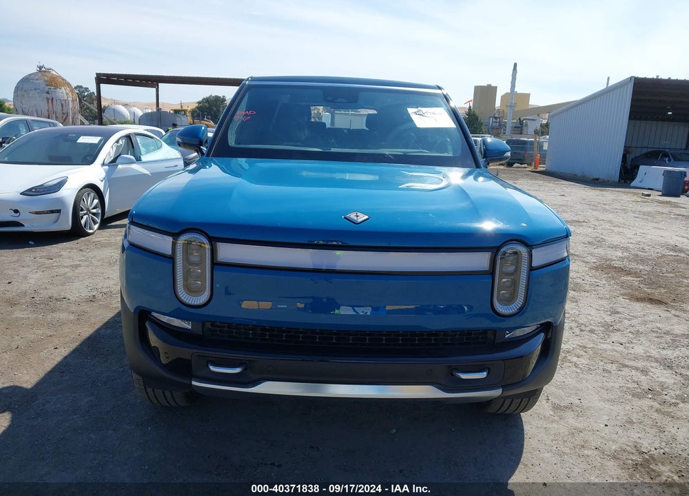 2023 RIVIAN R1S ADVENTURE VIN: 7PDSGABA1PN025608