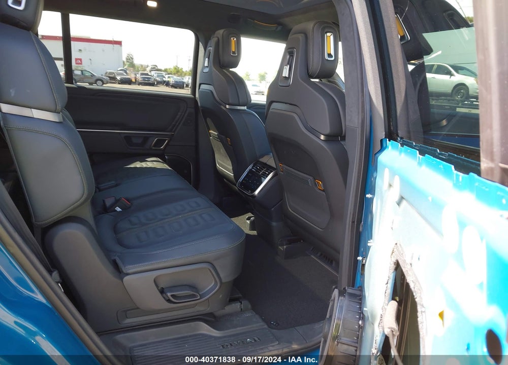 2023 RIVIAN R1S ADVENTURE VIN: 7PDSGABA1PN025608