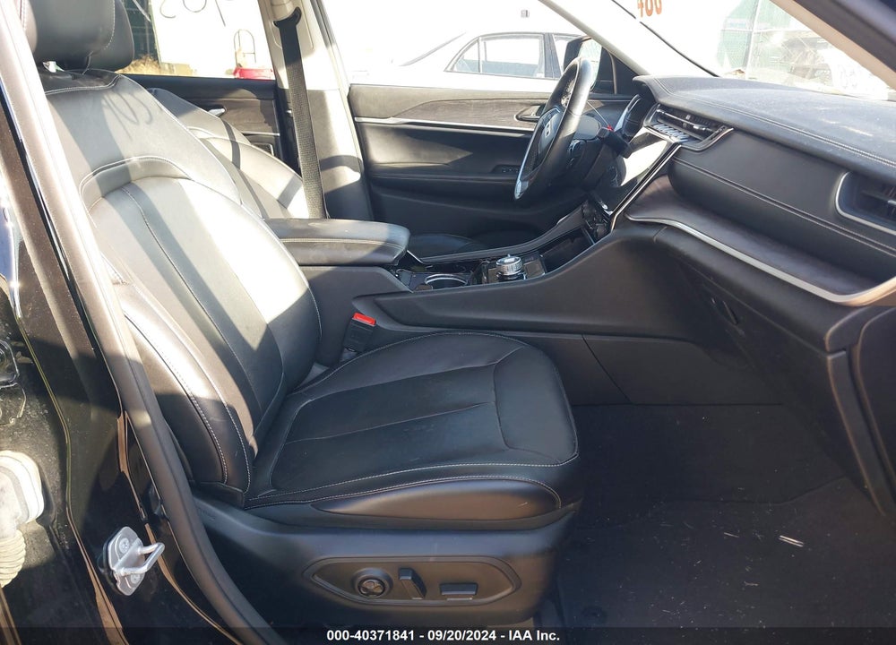 2021 JEEP GRAND CHEROKEE L LIMITED 4X4 VIN: 1C4RJKBG9M8116007