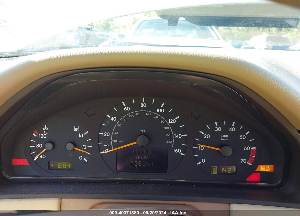2001 MERCEDES-BENZ E 320 VIN: WDBJF65J31B371911