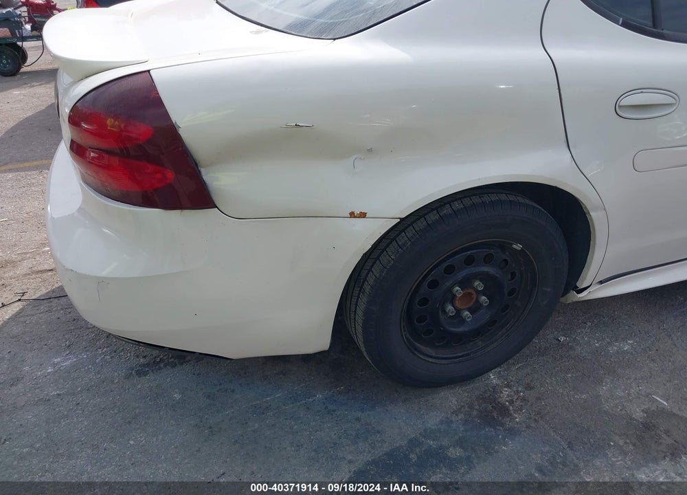 2004 PONTIAC GRAND PRIX GT1 VIN: 2G2WP522541146135