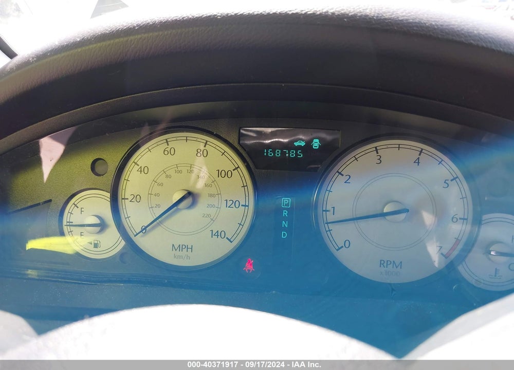 2007 CHRYSLER 300 TOURING VIN: 2C3KA53G67H833601