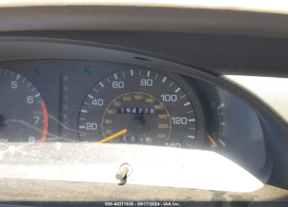 1994 TOYOTA CAMRY LE VIN: JT2GK12E1R0069440