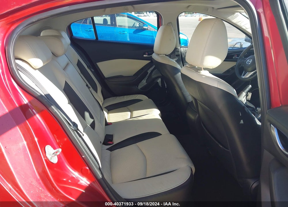 2014 MAZDA 3 S GRAND TOURING VIN: JM1BM1M32E1162768