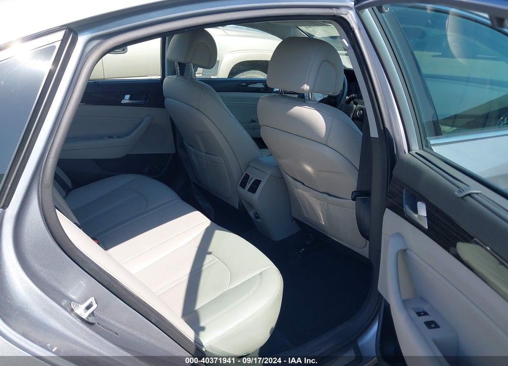 2015 HYUNDAI SONATA LIMITED/SPORT VIN: 5NPE34AF0F8036905