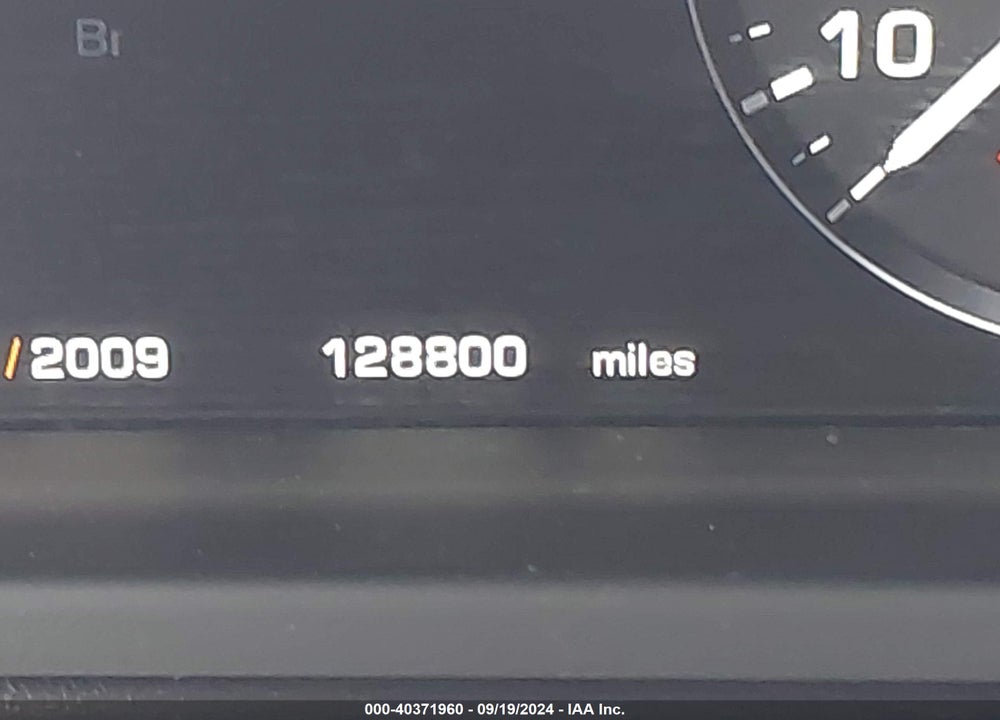 2010 LAND ROVER RANGE ROVER SUPERCHARGED VIN: SALMF1E43AA327675