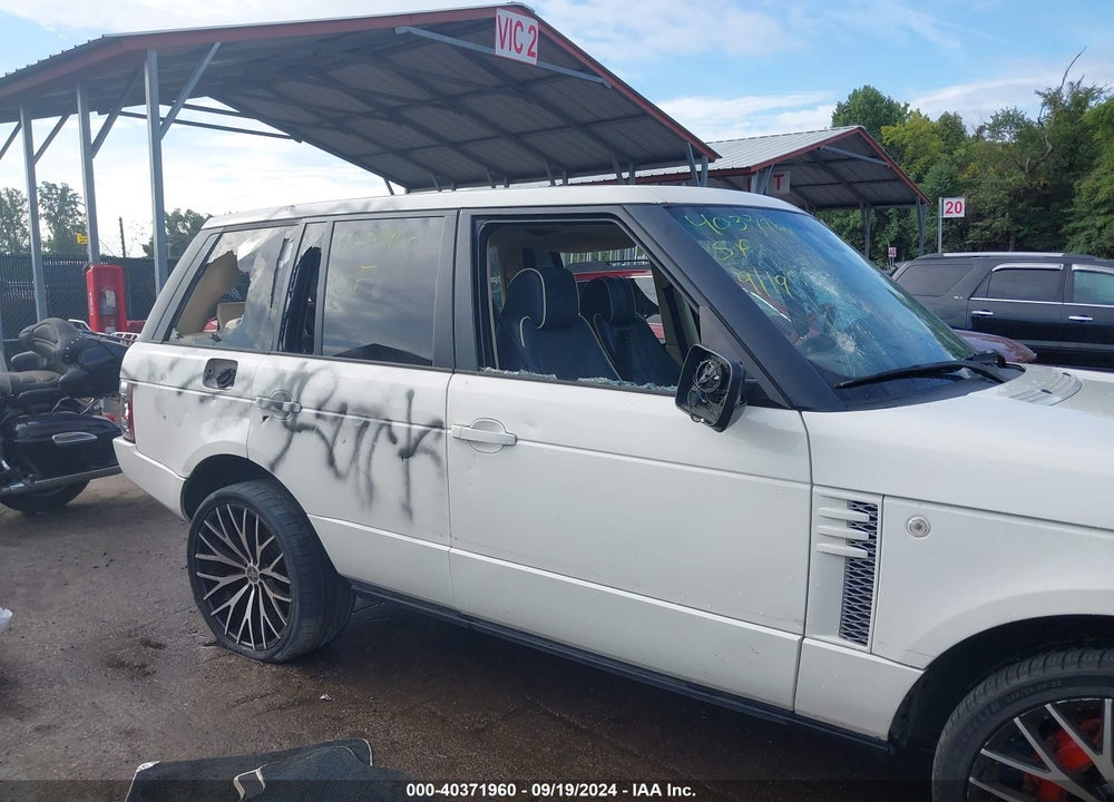 2010 LAND ROVER RANGE ROVER SUPERCHARGED VIN: SALMF1E43AA327675